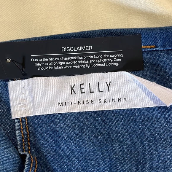 ✨Tahari✨ NWT Kelly Rayon Denim Mid Rise Skinny Jeans Size 4/27 - Picture 11 of 16